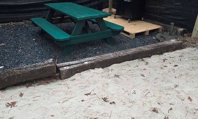 State Park RV Rental | Cozy 2-bedroom campground in lovely Columbia with WiFi, AC