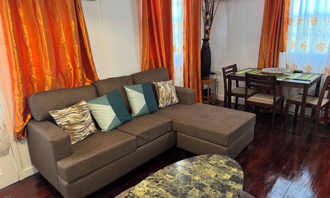 Crochu House | Cozy 2-bedroom house among the trees With WiFi and AC, Close to a Beach