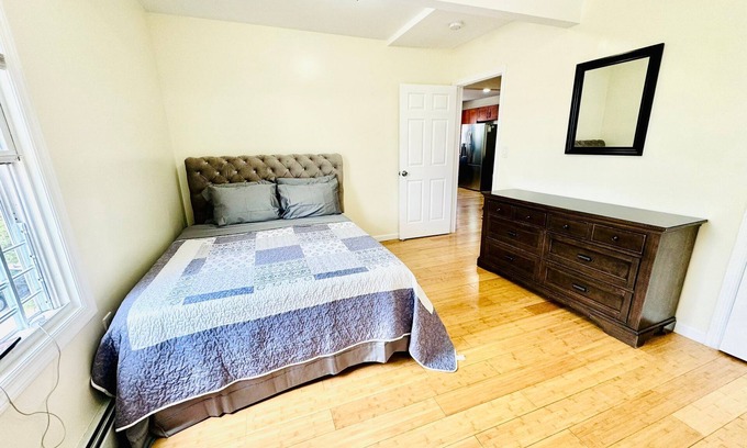 Jamaica Hills Apartment | Cozy 2-bedroom in peaceful Queens with AC