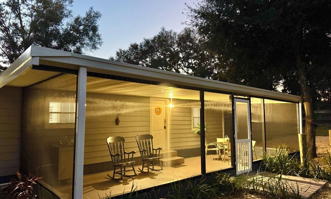 Stanton House | Cozy 2-bedroom mobile home with WiFi, AC in rural Weirsdale
