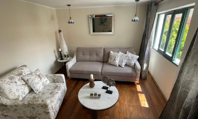 Sucre Apartment | Cozy 2 doble queen bedroom apartment in central Sucre, steps from main square