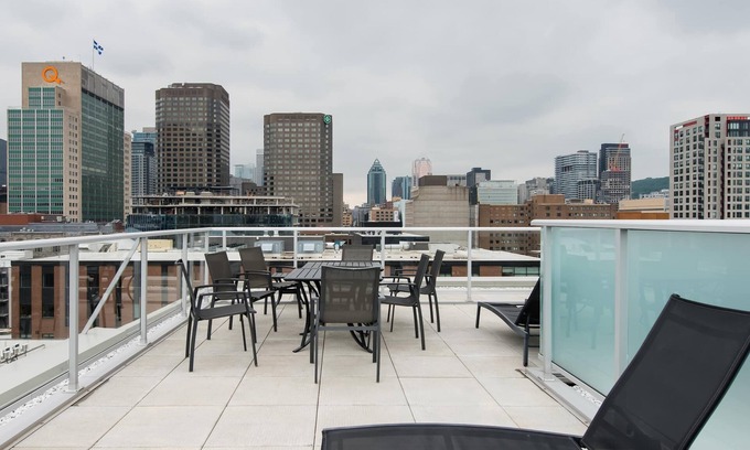 Latin Quarter Condo | Cozy 3 1/2 unit with unbeatable location right in the Quartier des Spectacles.