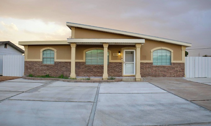 Midland House | Cozy 3-Bedroom, 2-Bath Home in Midland – Perfect for Families or Work Trips!