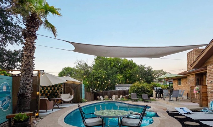 North San Antonio - SAT House | Cozy 3BR Home with Pool, WiFi & AC in a Quiet Neighborhood!