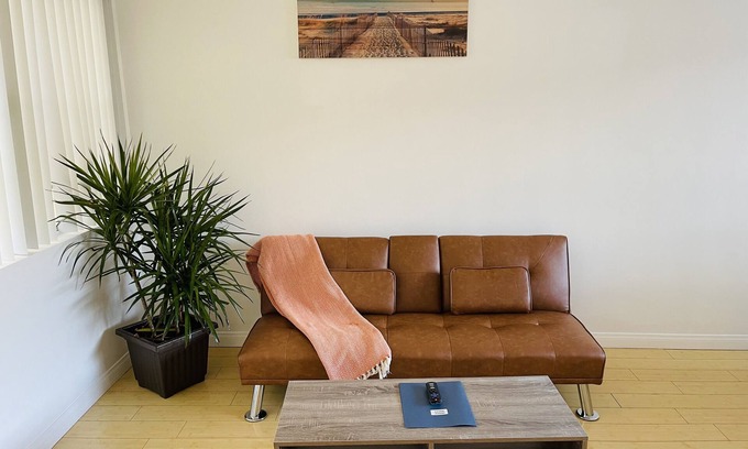 Sawtelle Apartment | Cozy and affordable Studio West LA/Santa Monica close to Beach,UCLA,SMC