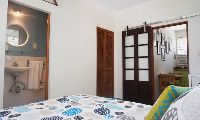 Santurce Apartment | Cozy and compact Studio near Ocean Park Beach, Loiza Street and Condado