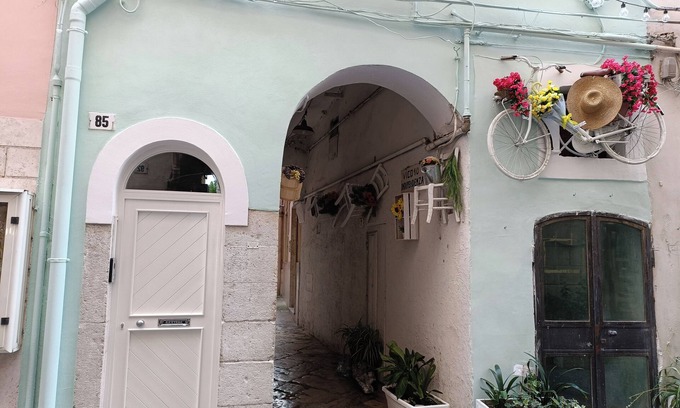 Gaeta House | Cozy and elegant studio apartment in the center of Gaeta just minutes from the sea