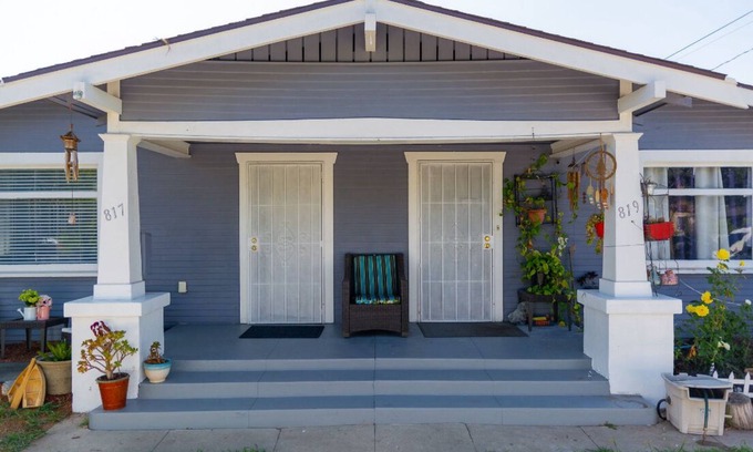 Eastside Apartment | Cozy and Peaceful Get-a-way Home