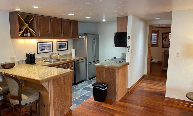 Intermountain Condo | COZY AND PEACEFUL WEST VAIL, HUGE PRIVATE DECK, WALK TO BUS STOP