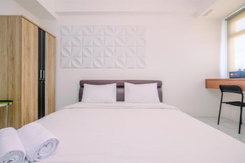 Gunung Putri Apartment | Cozy and Tranquil Studio Apartment at Gunung Putri Square By Travelio