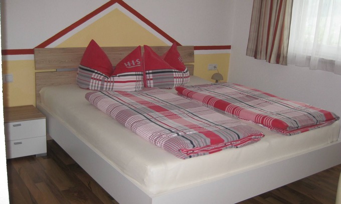Holdernach Apartment | Cozy apartment with panorama over the beautiful Zillertal