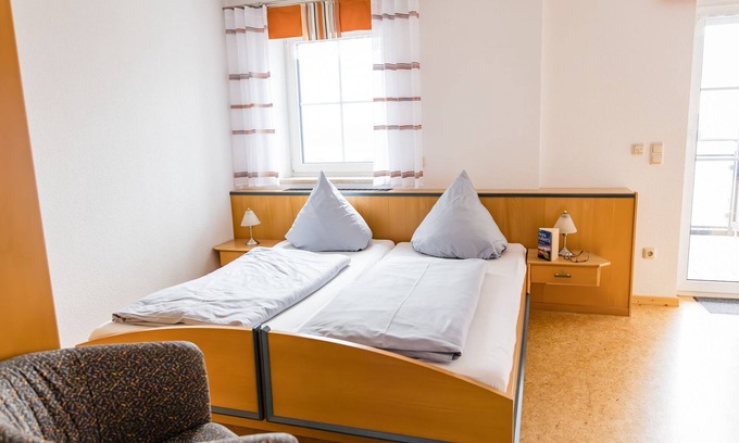 Absberg Apartment | Cozy apartment (35 sqm) with balcony and lake view