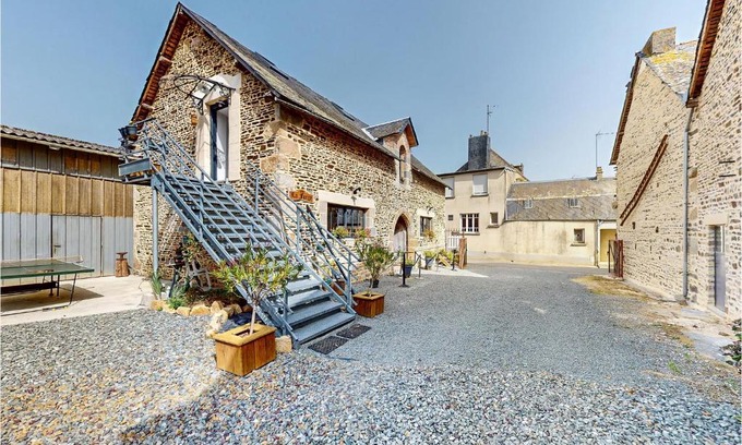 Neuilly-le-Vendin Apartment | Cozy Apartment In Neuilly Le Vendin