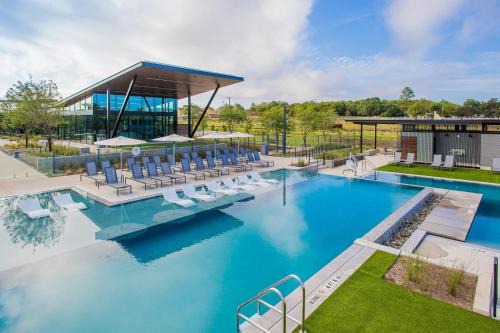 Austin Apartment | Cozy Apartment in Austin by The Key Rentals