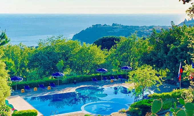 Santa Maria Apartment | Cozy apartment in Ricadi