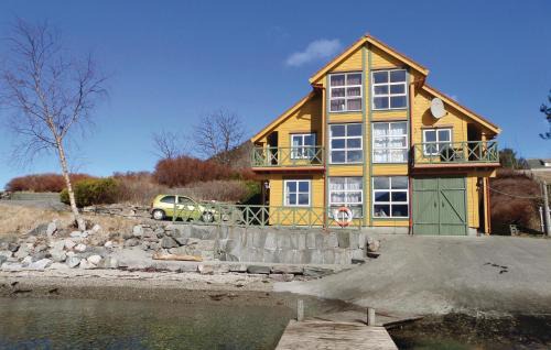 Rosendal Apartment | Cozy Apartment In Rosendal With Sauna