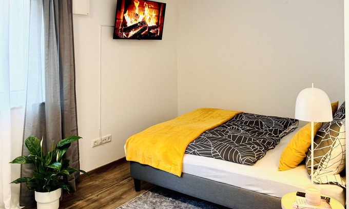 Oberhausen Apartment | Cozy apartment near the center with fully equipped kitchen | Netflix