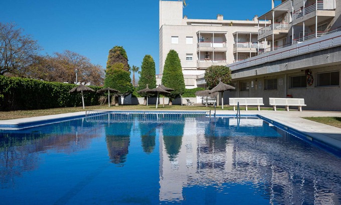 Torredembarra Apartment | Cozy Apartment with A/C, Pool, and Parking 280m from the Beach