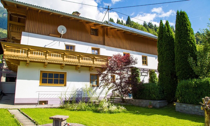 Rangersdorf Apartment | Cozy apartment with mountain views in a quiet location, suitable for families