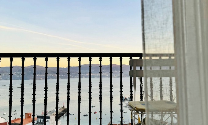 Raxo Apartment | Cozy apartment with stunning views of the estuary