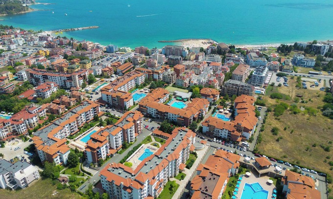 Nessebar Apartment | Cozy apartments, pool, near the beach. Family-friendly, pet-friendly. Book now!