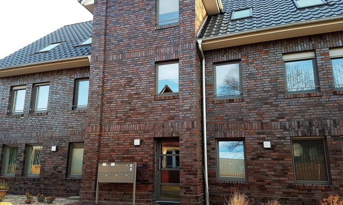 Oldersum Apartment | Cozy attic apartment (46m²) new building, close to the canal/walking and cycling path
