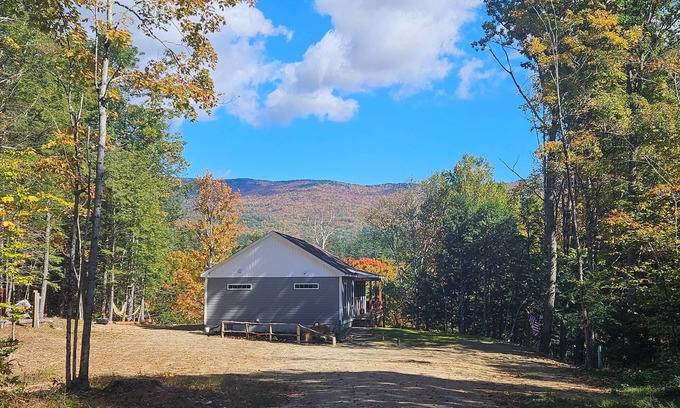 Wentworth House | Cozy Brand New 2/3-Bedroom/2 bath House In Wentworth, NH MOOSECAMP