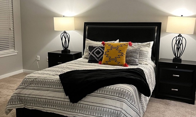 Chapel Hill Apartment | Cozy but Accessible Hideaway. Lots of Amenitiesn