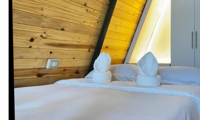 Alicia Cabin | Cozy cabin in fabulous Isabela - Alicia with AC, WiFi
