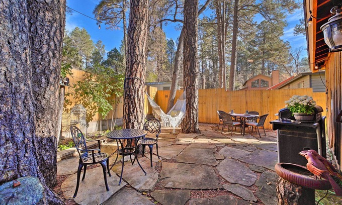 Christopher Creek Cottage | Cozy Cabin Retreat w/Patio & Fenced Yard