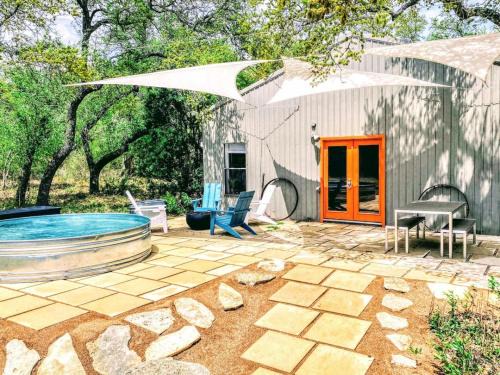 Dripping Springs House | Cozy Cabin w Pvt Heated Pool Under Epic TX Stars