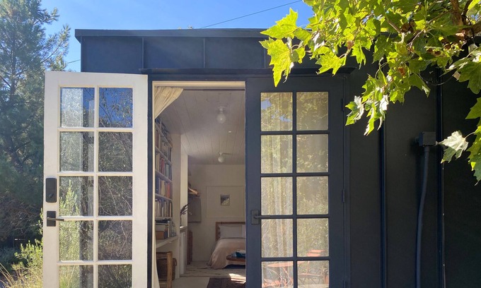 Topanga Cabin | Cozy Cabin with beautiful views to the Topanga mountains! Minutes to the beach.