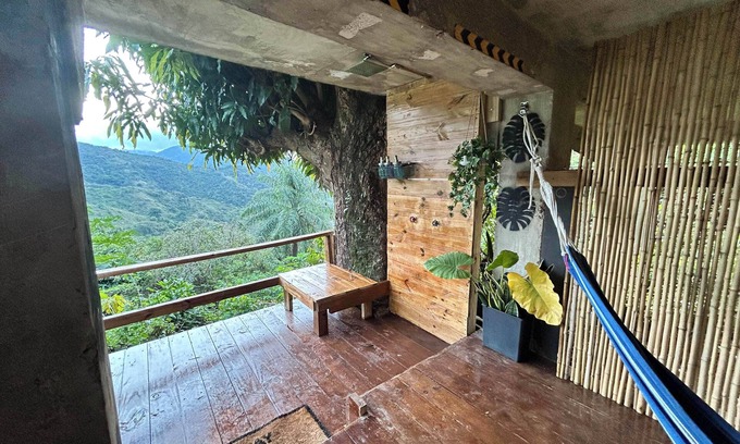 Guayama House | Cozy cabin with hot water jacuzzi and AC in the mountains of Guayama.