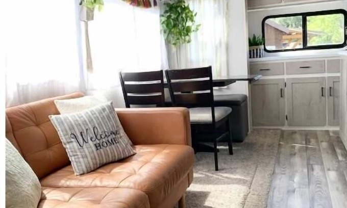 Sequim House | Cozy Camper in Sunny Sequim