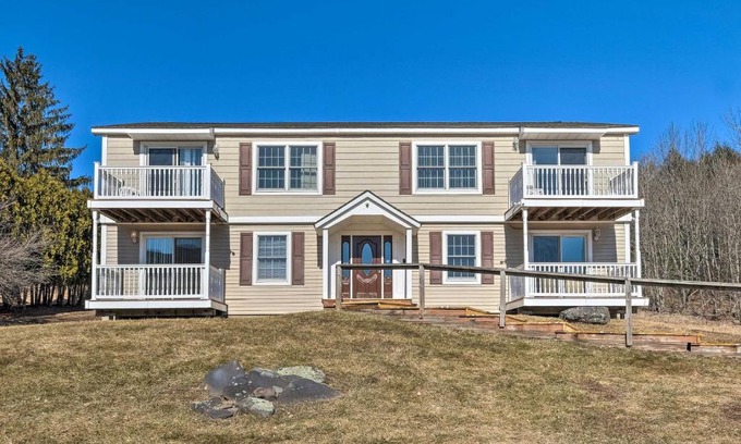 Windham Apartment | Cozy Catskill Condo - 2 Mi to Windham Mountain Ski