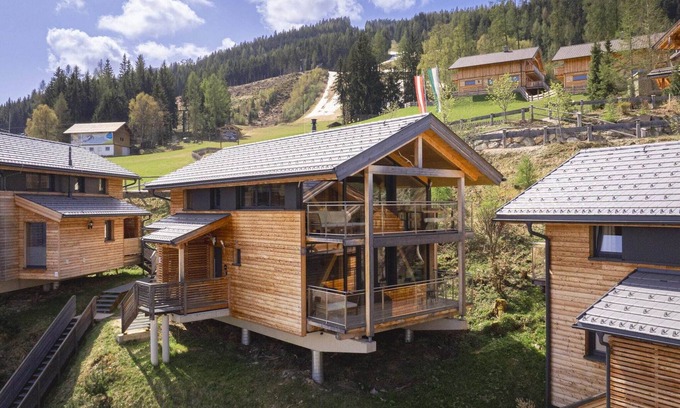 Pichl-Preunegg Ski Chalet | Cozy chalet in Schladming with a parking lot
