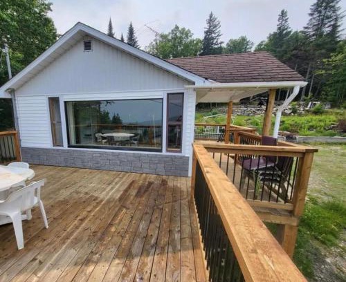 Notre-Dame-Des-Bois Ski Chalet | Cozy Chalet with Breathtaking Mountain View