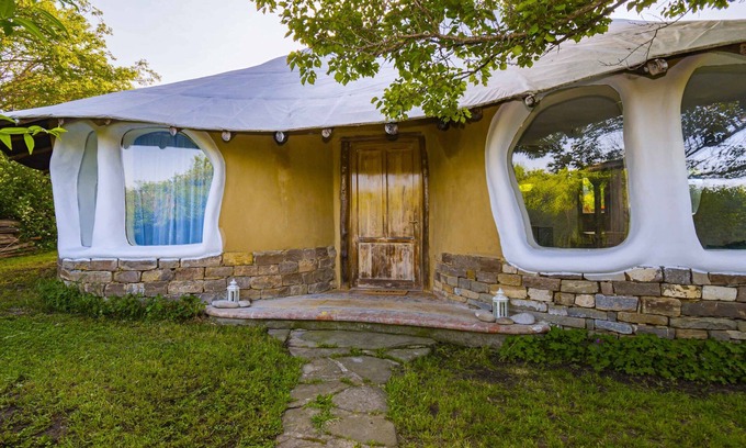 Banya House | Cozy Clay House in Banya