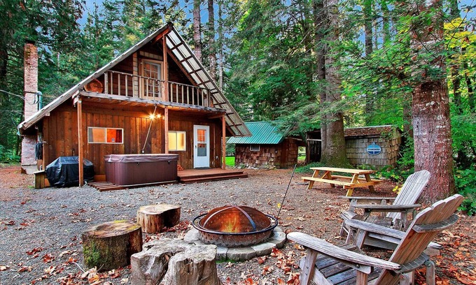 Packwood House | Cozy, clean, updated cabin- hot tub, fireplace, near skiing, hiking, Mt Rainier.