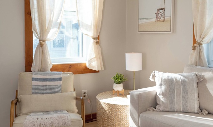 Salisbury Beach Apartment | Cozy Coastal Cove II, 2-bedroom apartment with AC, WiFi in welcoming Salisbury