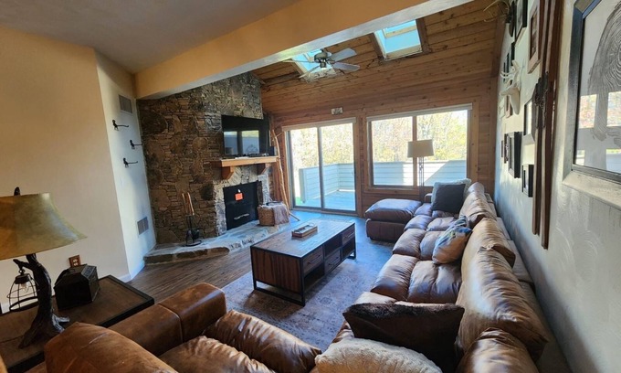 Seven Springs Condo | Cozy condo, Family- friendly just completely remodeled. SKI IN -SKI OUT!