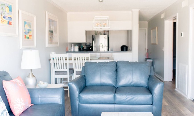 Morehead City Condo | Cozy Condo for your family, indoor pool&Putt Putt.