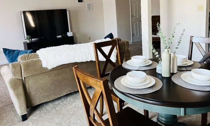 Morris Condo | Cozy Condo minutes from quaint downtown.