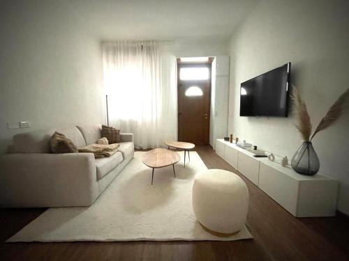 Nova Milanese Apartment | Cozy Corner by Quokka 360 - Close to Milan
