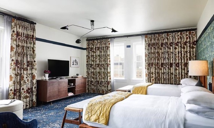 Mount Vernon Hotel | Cozy Corner Double at Revival Baltimore. Enjoy Prime Location & Amazing Amenities