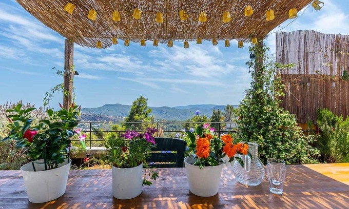 Corbera De Llobregat House | Cozy cottage 25 km from barcelona with wonderful mountain and barcelona views