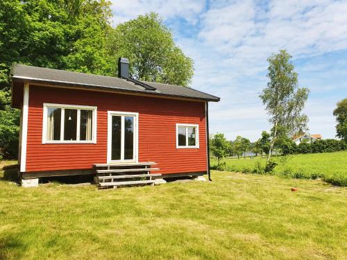 Lilla Edet O House | Cozy cottage in beautiful surroundings in Prassebo