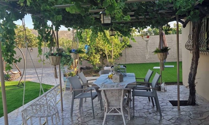 Palaia Fokaia Cottage | Cozy cottage with 1 bedroom and WiFi, AC in amazing Attiki near the beach 800mt