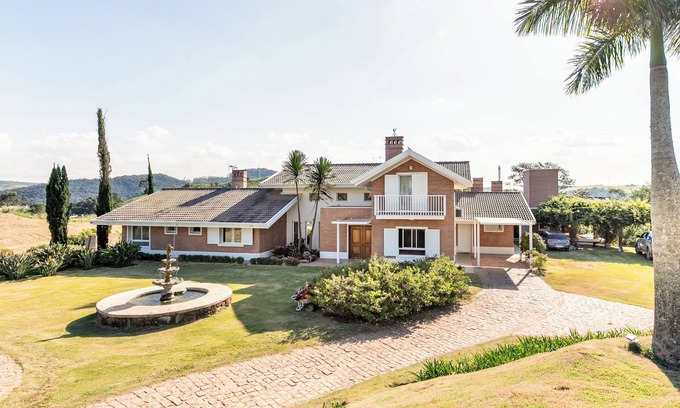 Campinas Cottage | Cozy Country House 25 Guests Gated Community Beach Tennis