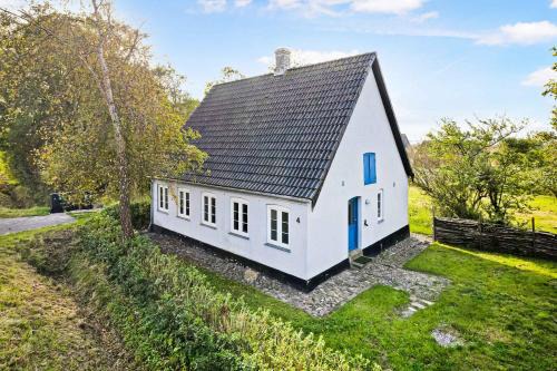 Soeby Villa | Cozy Country House On Ærø